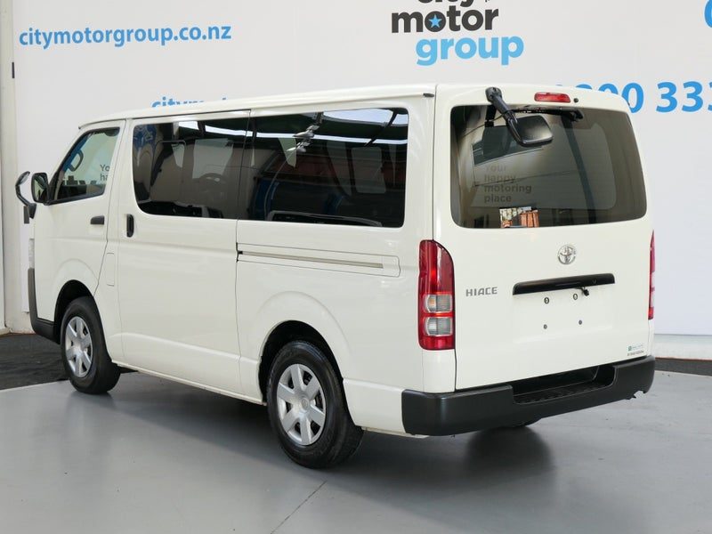 2020 Toyota Hiace 2.8* D/T* 4WD*5 DOOR*, photo 2