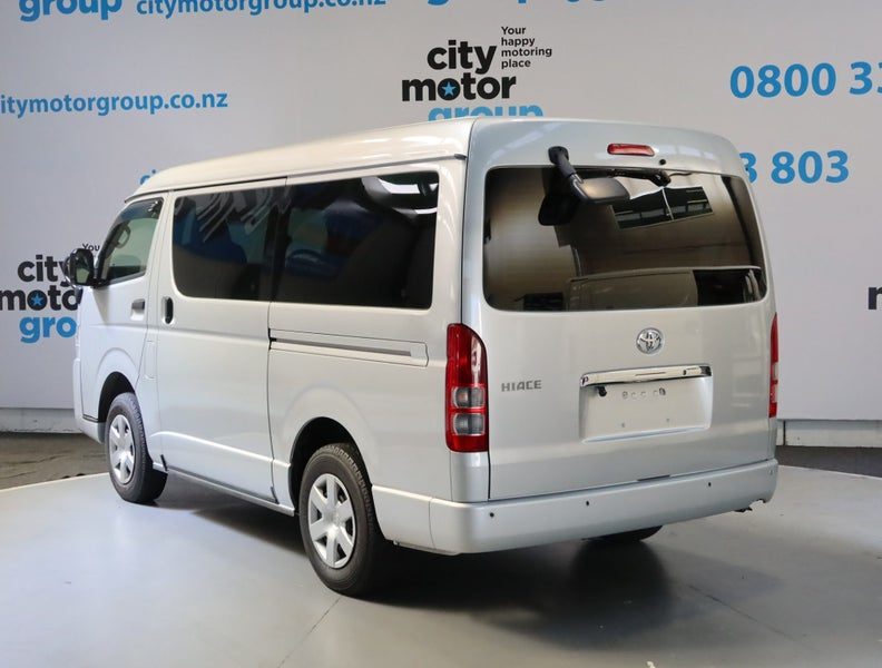 2021 Toyota Hiace 2.7*4WD*10 SEATER MINIBUS, photo 2