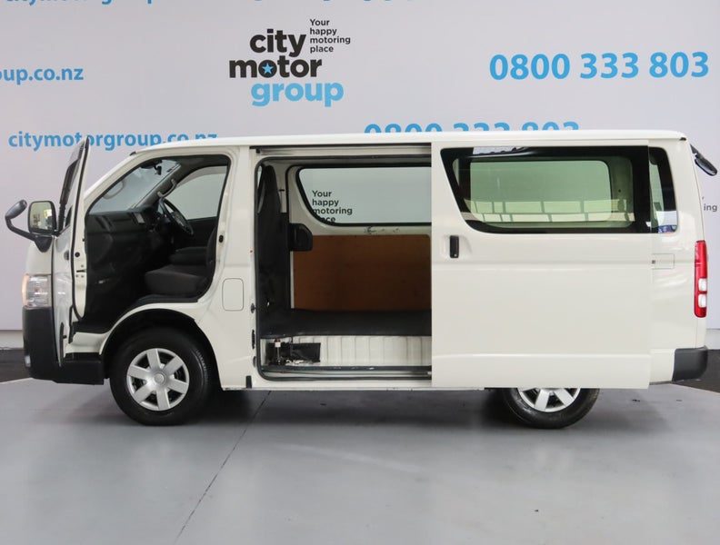 2020 Toyota Hiace 2.8* D/T* 4WD*, photo 3