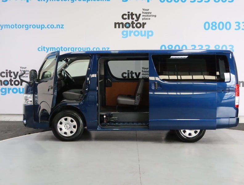 2021 Toyota Hiace 2.8*D*LWB*5 DOOR*6 SEATER, photo 3