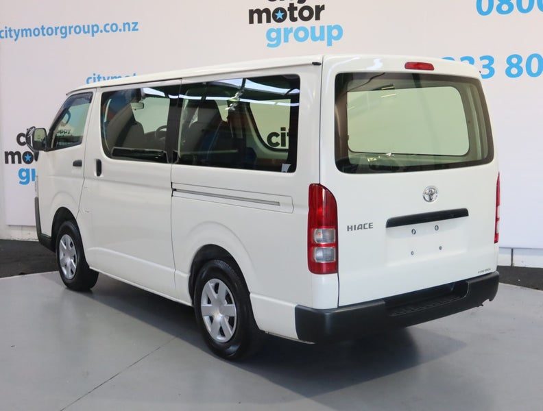 2020 Toyota Hiace 2.8* D/T* 4WD*5 DOOR*, photo 2