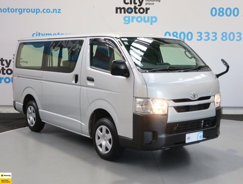 2020 Toyota Hiace 2.8*D/T* LWB*6 SEATS* 5DR, main photo