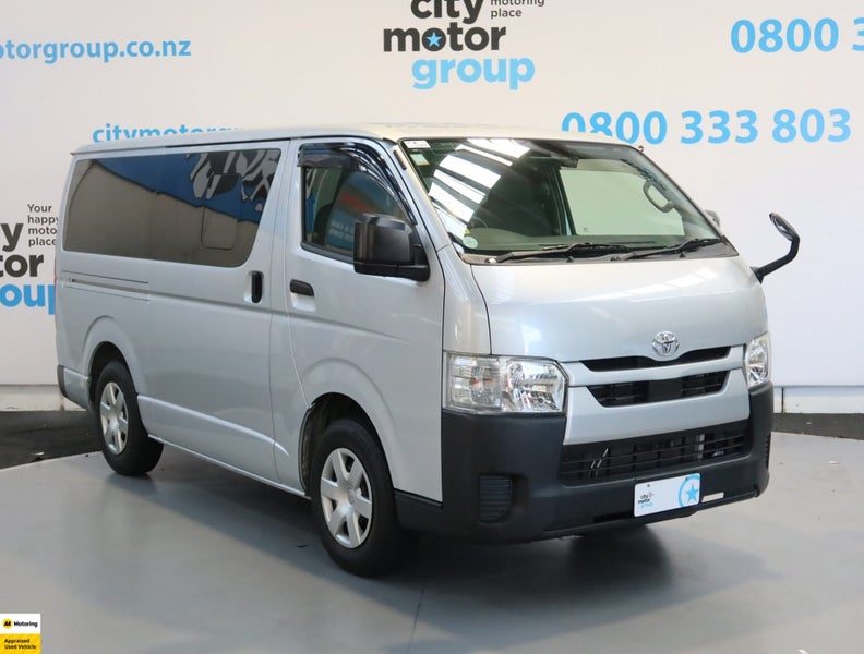 2021 Toyota Hiace 2.0*LWB*5 DR* 6 SEATS, main photo