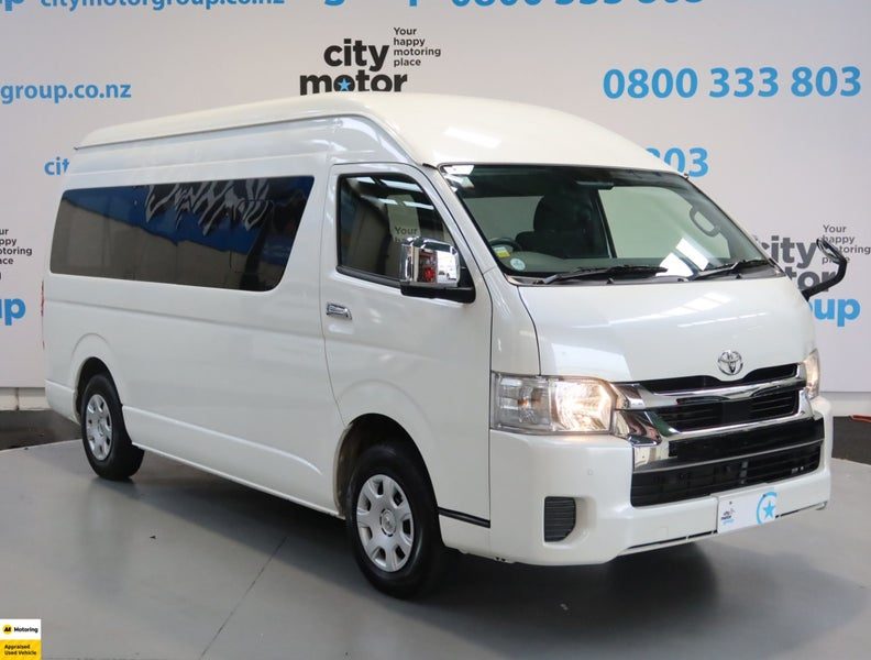 2025 Toyota Hiace 2.7*4WD* 10 SEAT* MINIBUS, main photo