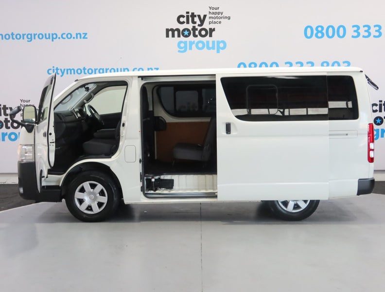 2020 Toyota Hiace 2.0*LWB* 5DR* 6 SEATS*, photo 3