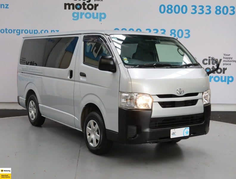 2022 Toyota Hiace 2.8* D/T*4WD*5 DOOR*
