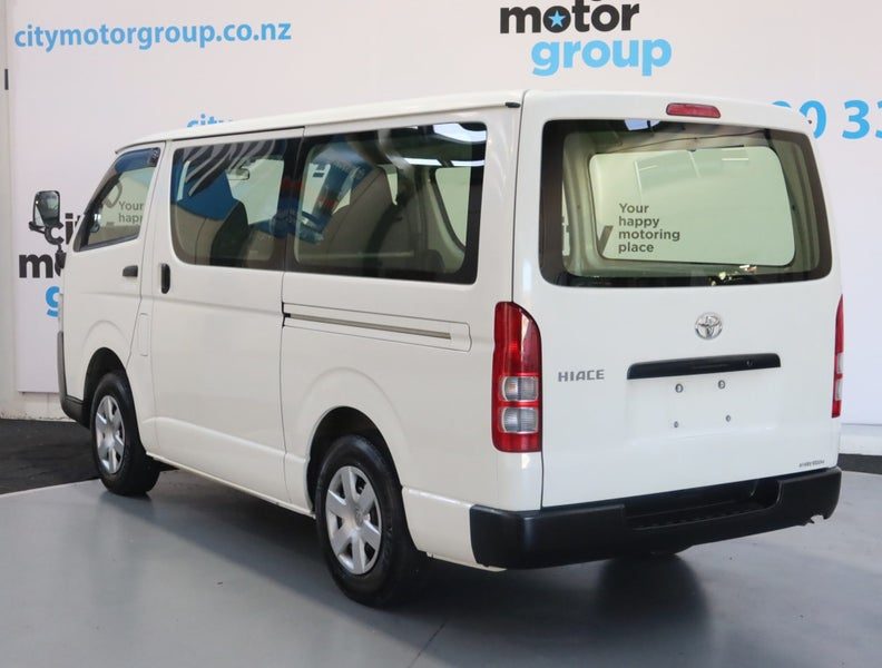 2019 Toyota Hiace 2.8* 4WD*LWB* 5 DR*, photo 2