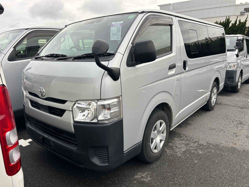2021 Toyota Hiace 2.8*D/T* LWB* 5 DOOR*, photo 3