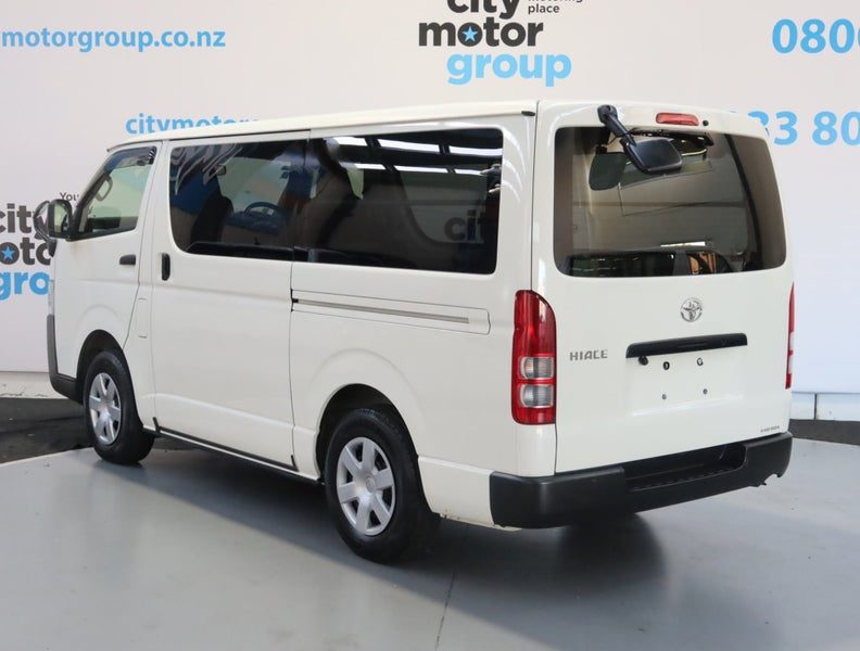 2022 Toyota Hiace 2.8 D/T*4WD*LWB* 5 DOOR, photo 2