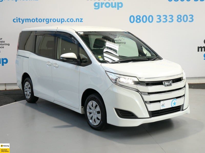 2020 Toyota Noah 2.0*MOBILITY*WHEELCHAIR*, main photo