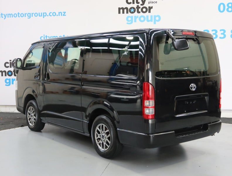 2021 Toyota Hiace 2.8*D/T* 4WD* LWB*6 SEATS, photo 2
