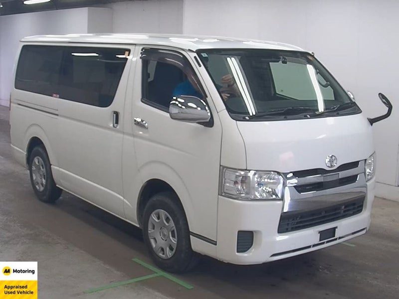2018 Toyota Hiace 2.8* D/T*4WD*5 DOOR*