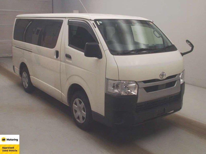 2022 Toyota Hiace 2.0*PETROL*LWB*5 DR*, main photo