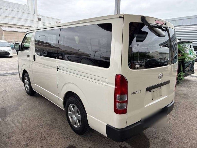2020 Toyota Hiace 2.0*P* LWB* 5 DR*6 SEATS, photo 2