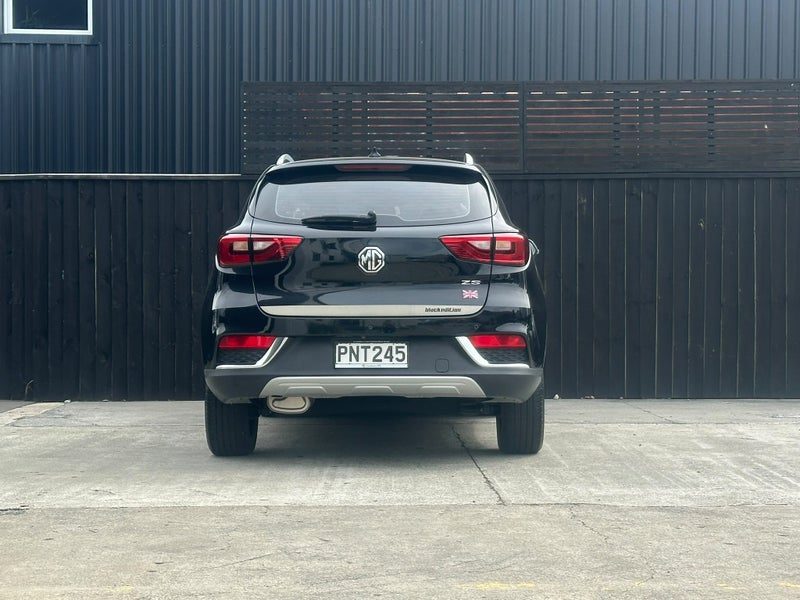 2022 MG ZS Excite - Black Edition, photo 3