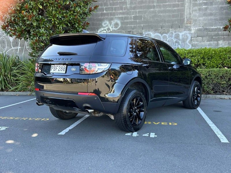2018 Land Rover Discovery Sport SE, photo 3