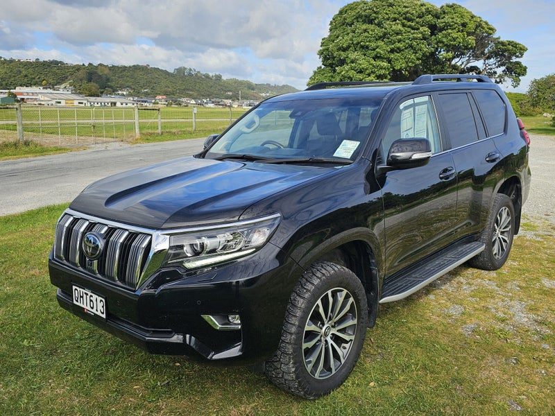 2023 Toyota Land Cruiser Prado VX Limited, photo 2