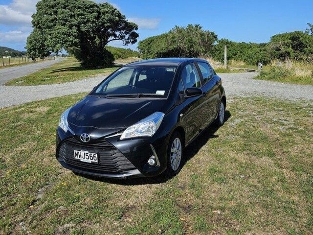 2020 Toyota Yaris SX, photo 2