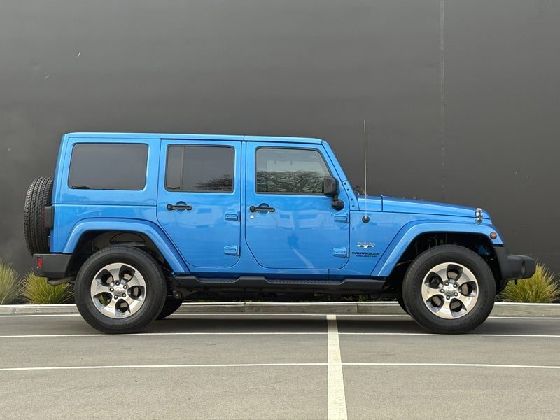 2016 Jeep Wrangler Sahara 4X4, photo 2