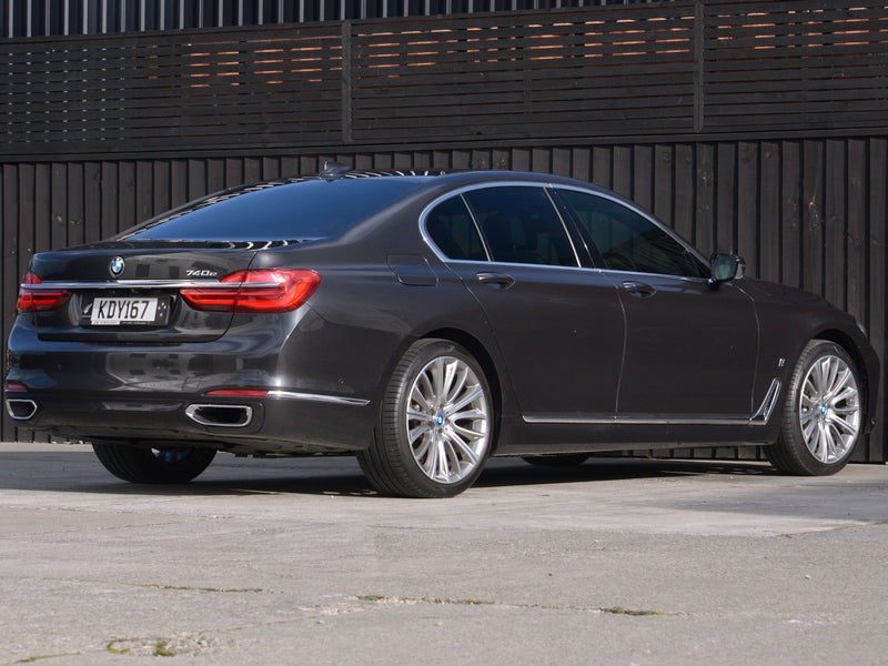 2016 BMW 740e Hybrid, photo 3