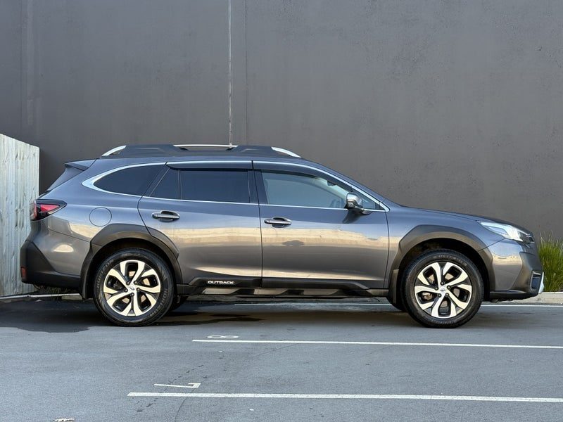 2021 Subaru Outback Touring 2.5Lt AWD, photo 2