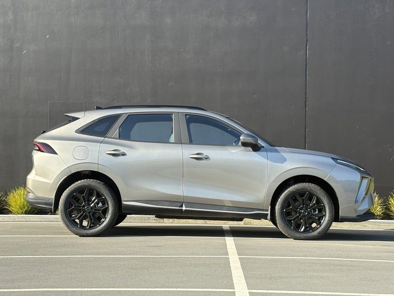 2026 Forthing Taikon Super Hybrid Luxury, photo 2