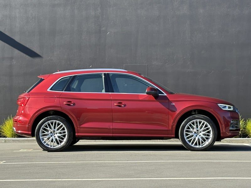 2017 Audi Q5 S-Line Quattro, photo 2