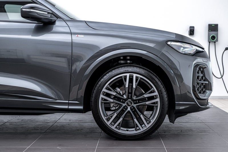 2025 Audi Q5 SUV TFSI QUATTRO S TRONIC 150 KW, photo 3