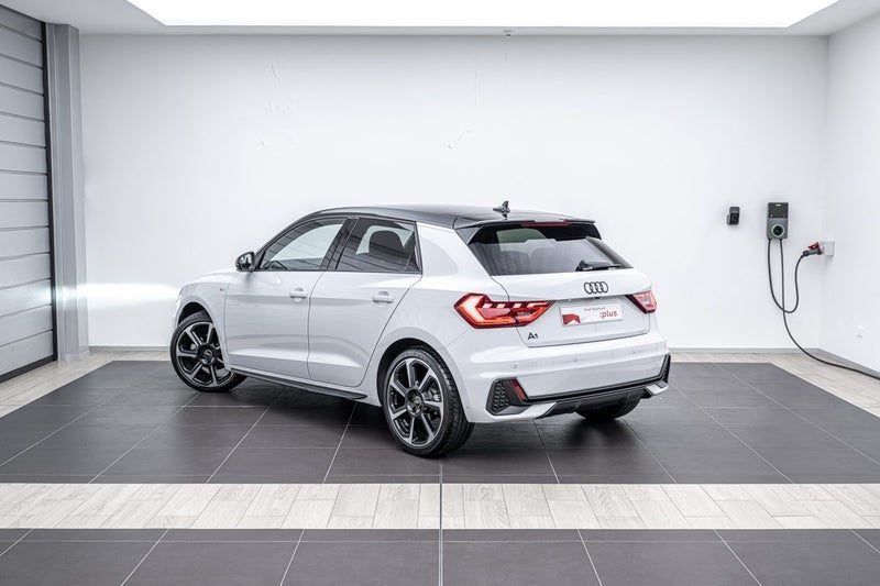 2025 Audi A1 35 TFSI S LINE, photo 3