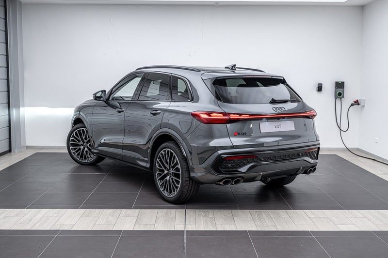 2026 Audi SQ5 SUV TFSI, photo 3