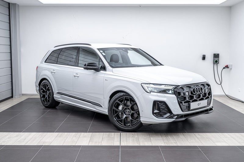 2026 Audi Q7 50 TDI QUATTRO TIPTRONIC, main photo
