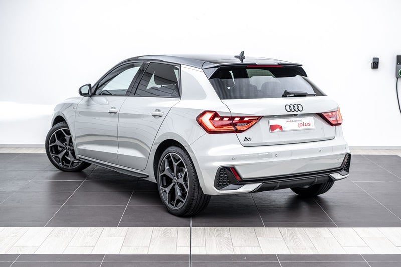 2024 Audi A1 35 TFSI S LINE, photo 3