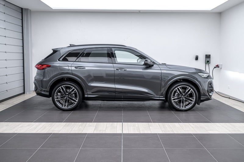 2026 Audi Q5 SUV TFSI QUATTRO S TRONIC 150 KW, photo 2