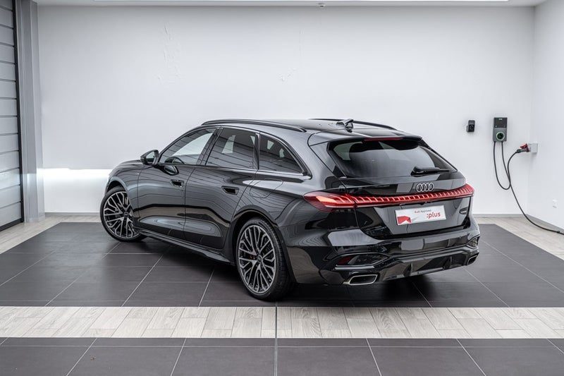 2025 Audi A5 e-Hybrid Avant S line, photo 3