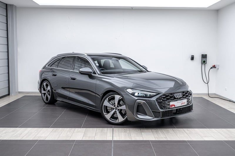 2026 Audi A5 E-HYBRID AVANT S LINE