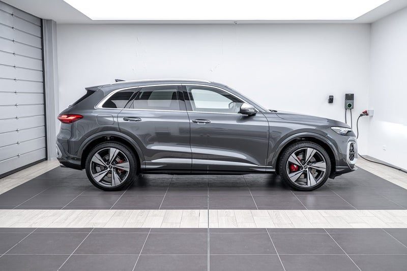 2026 Audi SQ5 SUV TFSI, photo 2