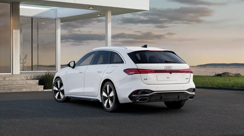 2026 Audi A5 E-HYBRID AVANT S LINE, photo 3
