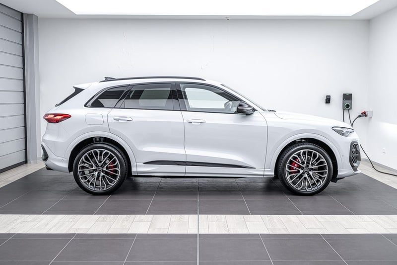 2026 Audi SQ5 SUV TFSI, photo 2