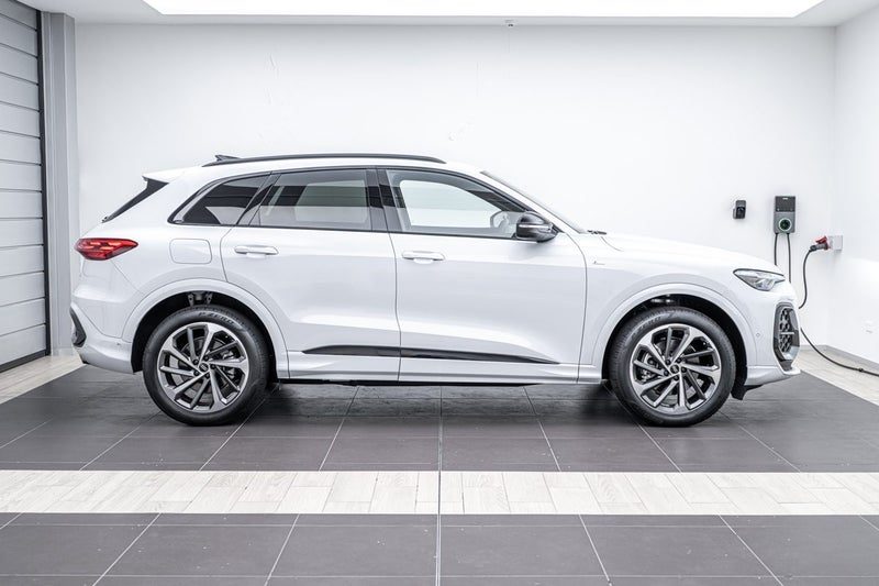 2026 Audi Q5 SUV TFSI QUATTRO S TRONIC 150 KW, photo 2