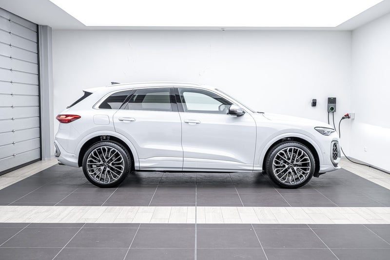 2026 Audi SQ5 SUV TFSI, photo 2