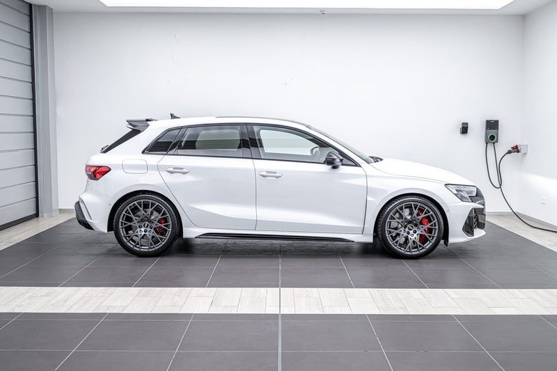 2026 Audi RS3 SPORTBACK TFSI, photo 2