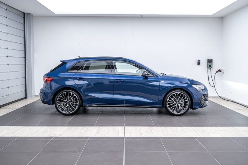 2026 Audi A3 Sportback 35 TFSI S tronic, photo 2