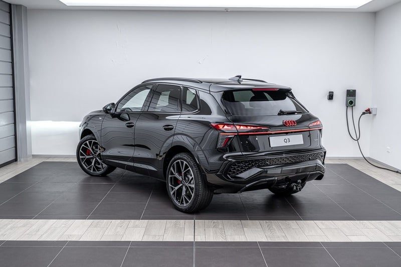 2026 Audi Q3 SUV TFSI QUATTRO 195 KW, photo 3
