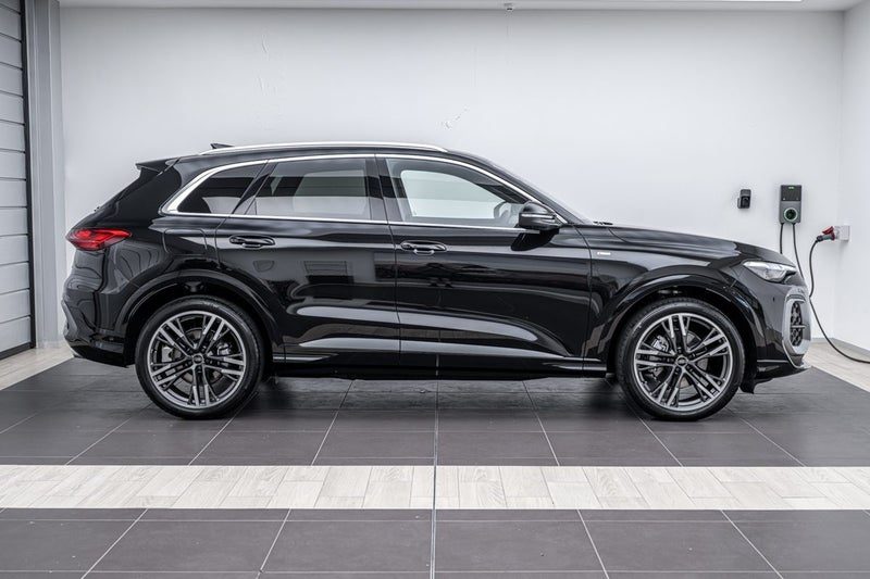2026 Audi Q5 SUV TFSI QUATTRO S TRONIC 150 KW, photo 2
