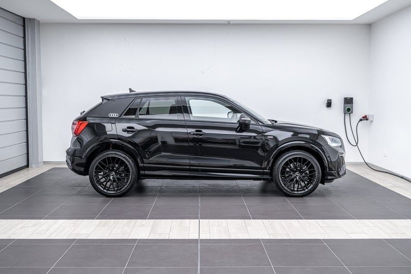 2026 Audi Q2 40 TFSI QUATTRO S LINE, photo 2