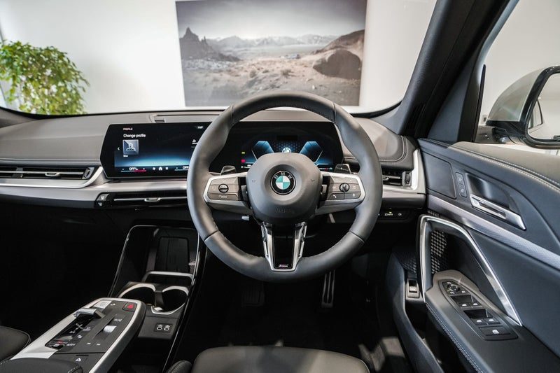 2025 BMW X1 sDrive18i, photo 3