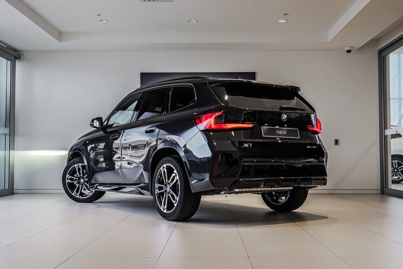 2026 BMW X1 sDrive18i, photo 2