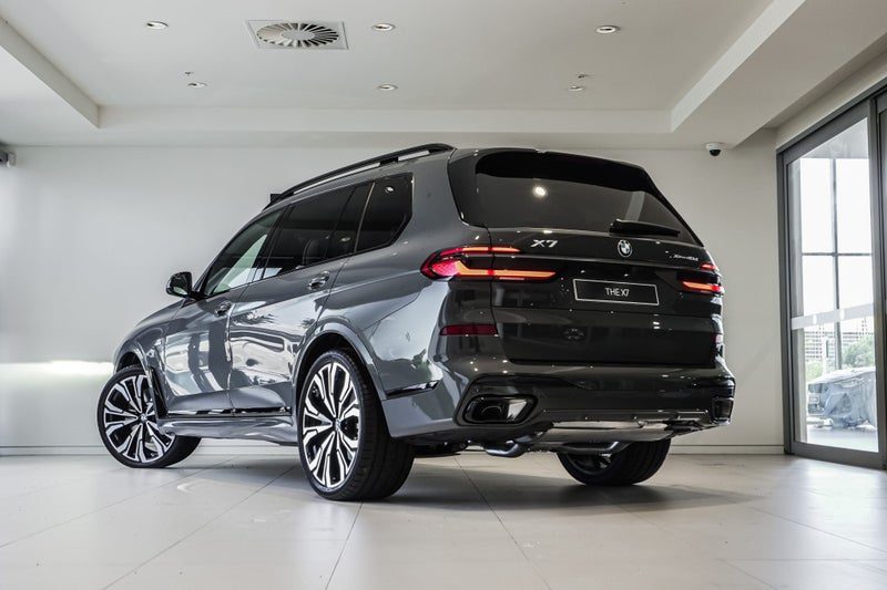 2026 BMW X7 xDrive40d, photo 2