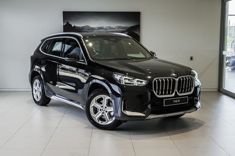 2026 BMW X1 sDrive18i, main photo