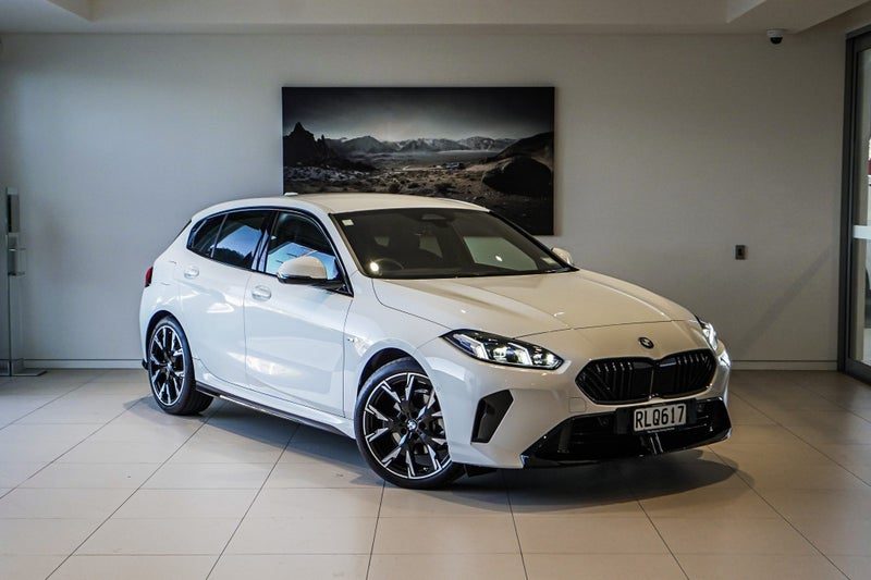2025 BMW 120i M-Sport